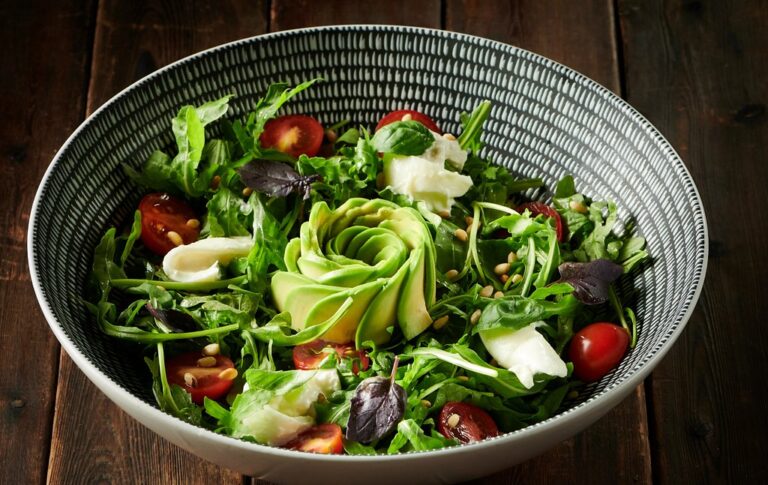 avocado salad 1 768x485