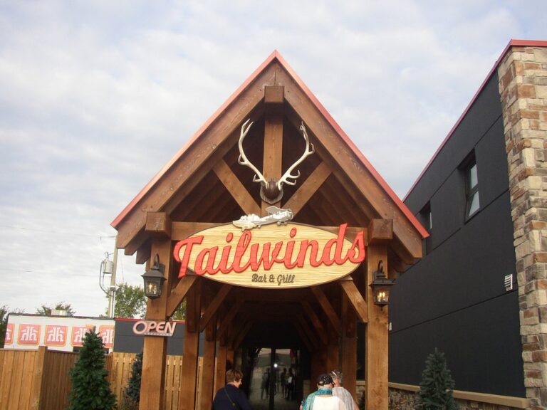 cover over entrance 1 768x576