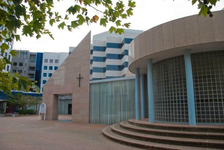 filename 120414 canberracitych 1 768x514